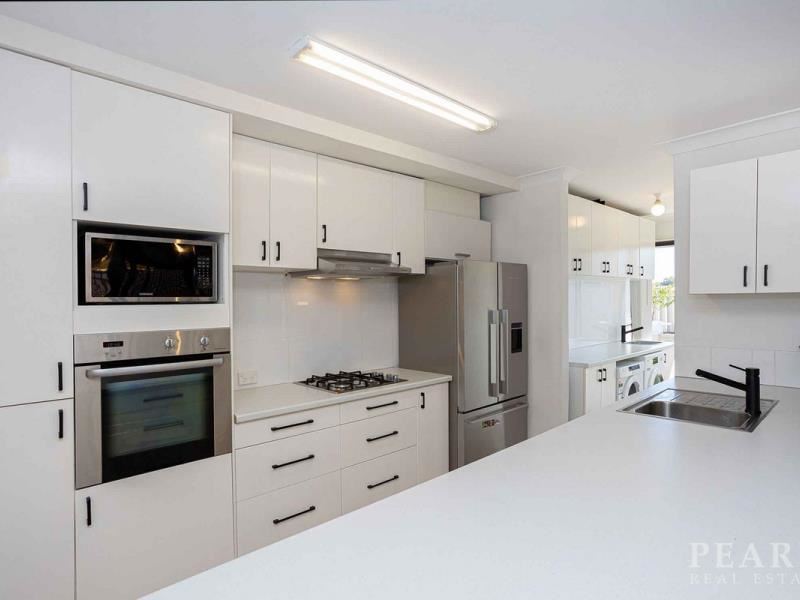 1 Conidae Drive, Heathridge
