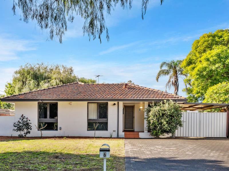 6 Drayton Court, Kelmscott