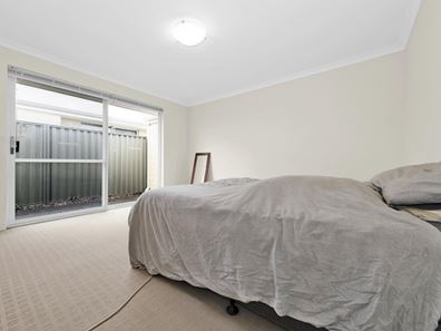 18 Barron Turn, South Yunderup WA 6208