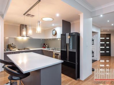 92A Ida Street, Eden Hill WA 6054