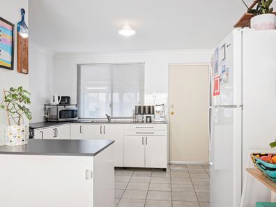 1 Nowland Court, Usher WA 6230