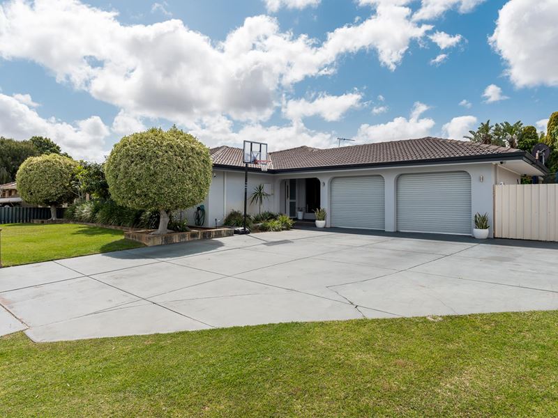 2 Stirling Court, Noranda