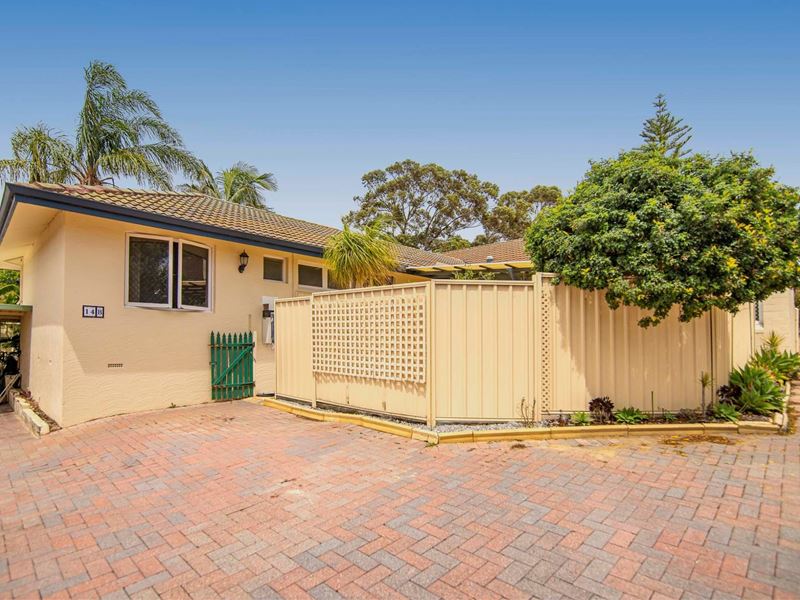 14B/ Dover Road, Scarborough WA 6019