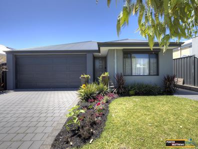 22 Burrows Loop, Midvale WA 6056