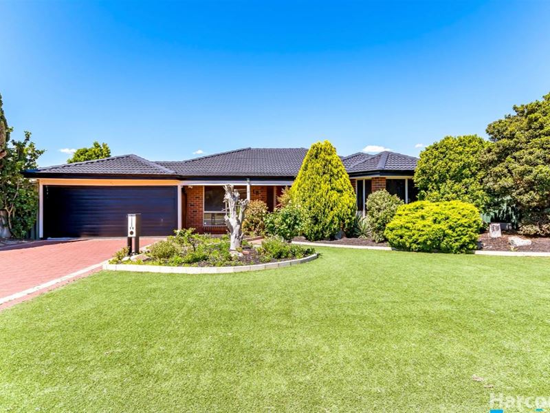 18 Broughton Heights, Kinross