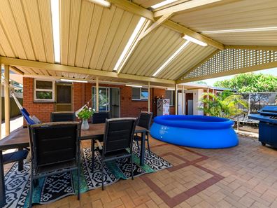 65 Embleton Avenue, Embleton WA 6062