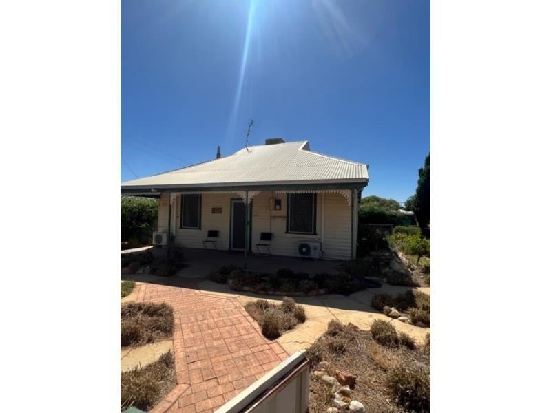 32 South Avenue, Merredin