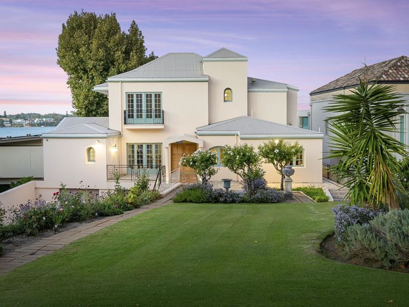 9 Stoneham Road, Attadale