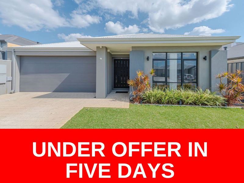 12 Dimer Way, Hammond Park
