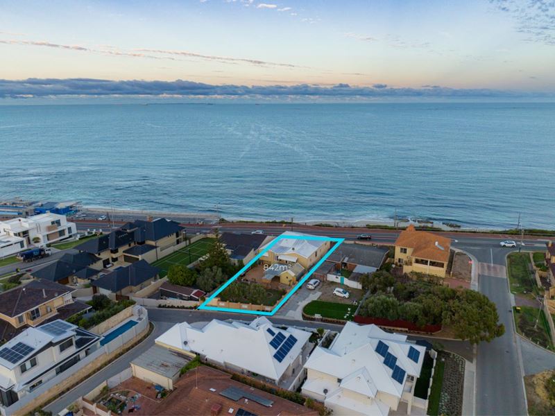 82 West Coast Drive, Sorrento WA 6020