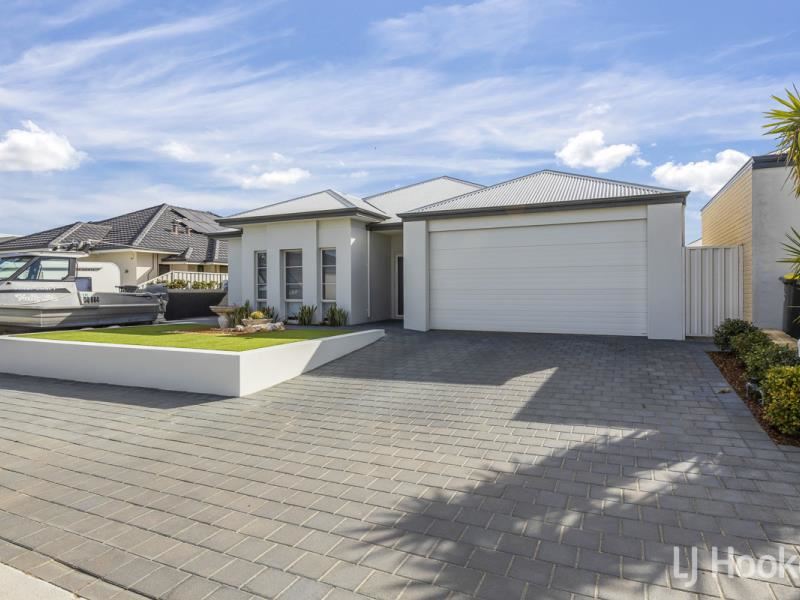 12 Hamelin Street, Two Rocks