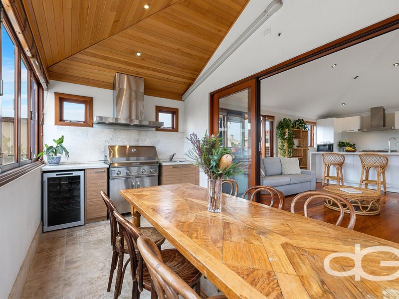 12 Agnes Street, Beaconsfield