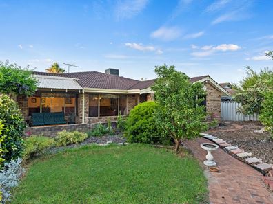 19 Elanora Drive, Cooloongup WA 6168