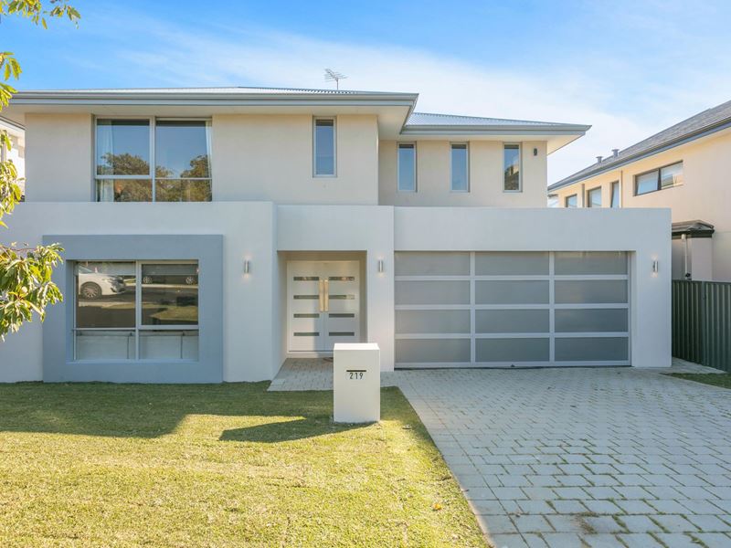 219 Duke Street, Scarborough
