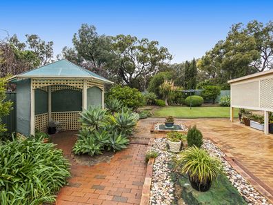 26 Casuarina Road, Maida Vale WA 6057