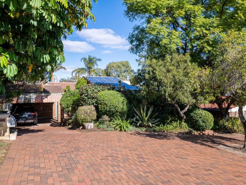 8 Hawker Avenue, Warwick