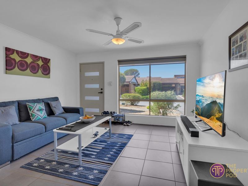 2/2 Attfield Street, Maddington