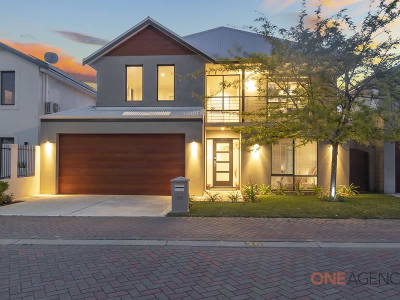 36 Lycium Quays, Stirling