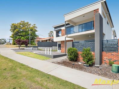 2/4 Kennerly Street, Cloverdale WA 6105