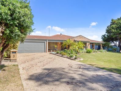 3 Summerlea Avenue, Meadow Springs WA 6210