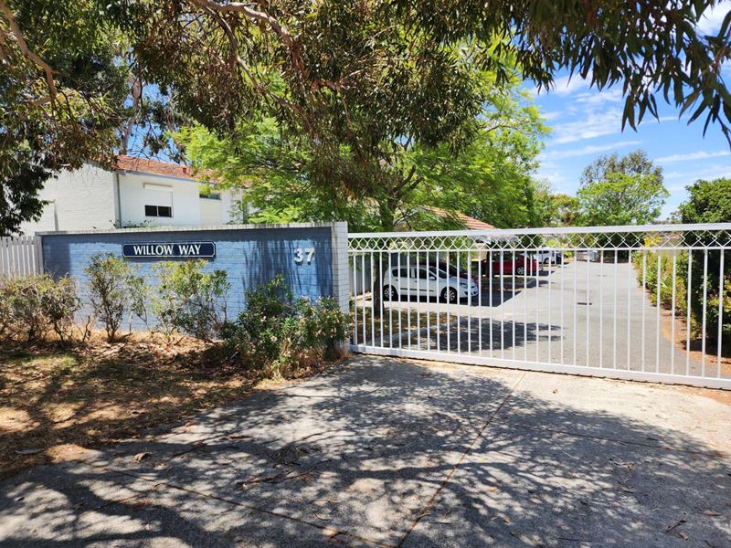6/37 Ellerby Way, Koondoola