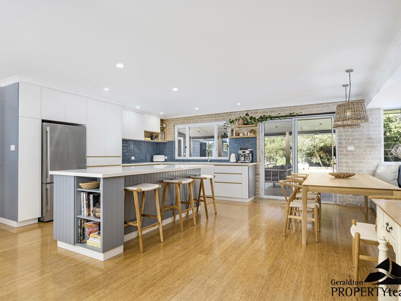 10 Brighton Close, Tarcoola Beach