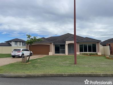 13 Campbell Road, Canning Vale WA 6155