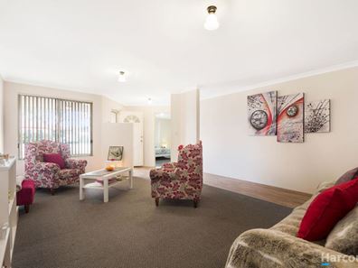 11 Staunton Vale, Carramar WA 6031