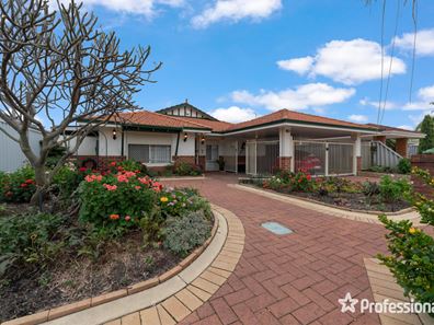 35 Parella Court, Bennett Springs WA 6063