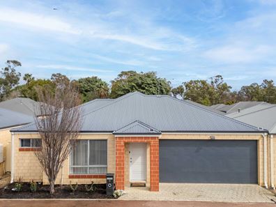 8 Yarran Street, Armadale WA 6112