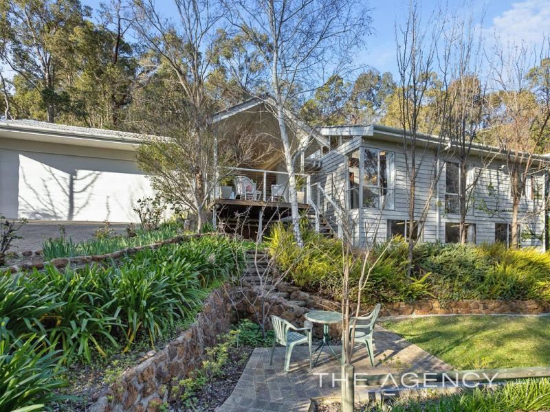 2 Holpin Place, Glen Forrest