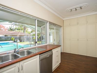 52 Pembroke Street, Bicton WA 6157