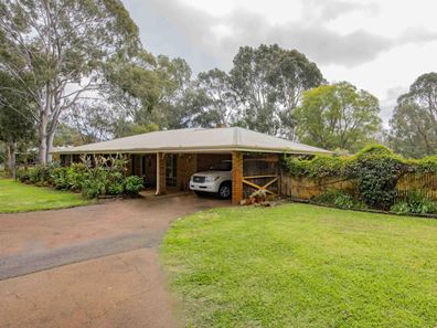 77 Bushmead Road, South Guildford WA 6055