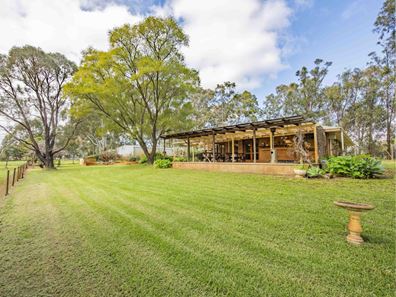 77 Bushmead Road, South Guildford WA 6055