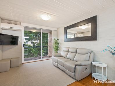 9/43 King George Street, Victoria Park WA 6100