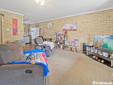 7/69 Railway Street, Bluff Point WA 6530