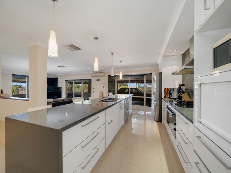 18 Utah Grove, Joondalup WA 6027