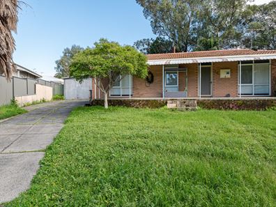 14 Tenterden Way, Gosnells WA 6110