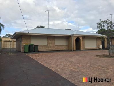 52 Sussex Street, Spearwood WA 6163