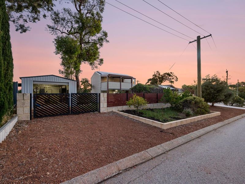 2 Gum Court, Yangebup WA 6164