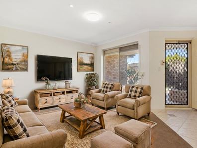 9 Thompson Terrace, Bertram WA 6167