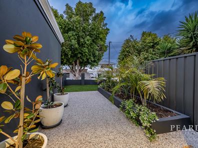 5 Clevedon Place, Kallaroo WA 6025