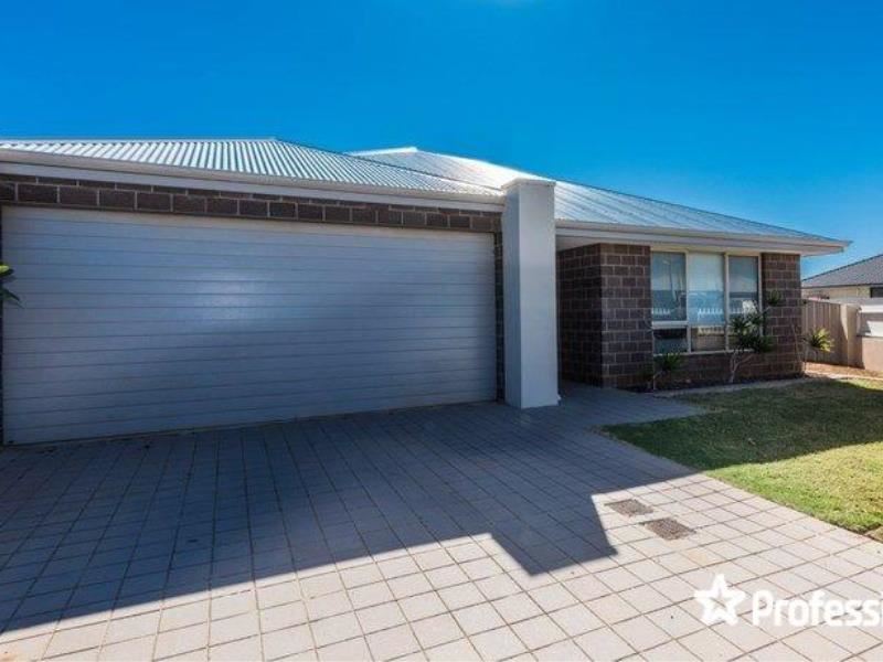 17 Stroud Street, Beachlands WA 6530