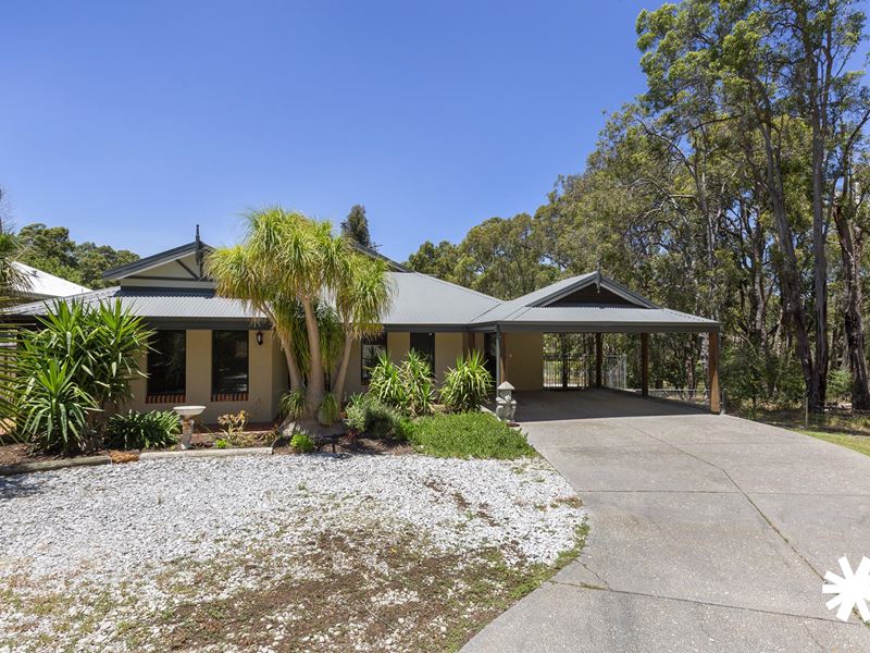 31 Yilgarn Street, Mundaring WA 6073