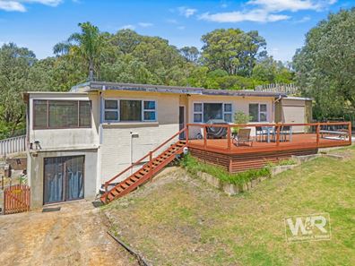 195 Bay View Drive, Little Grove WA 6330