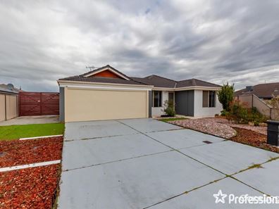 26 Calneggia Drive, Byford WA 6122