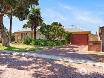 8 Ranson Lane, Atwell WA 6164