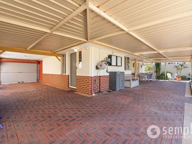 8 Ranson Lane, Atwell WA 6164