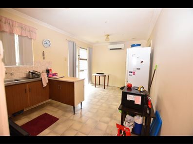 17 Birchington Street, Beckenham WA 6107