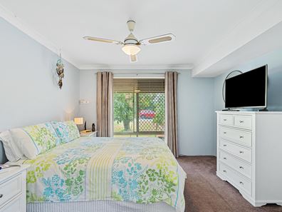 6 Quorn Close, Dudley Park WA 6210